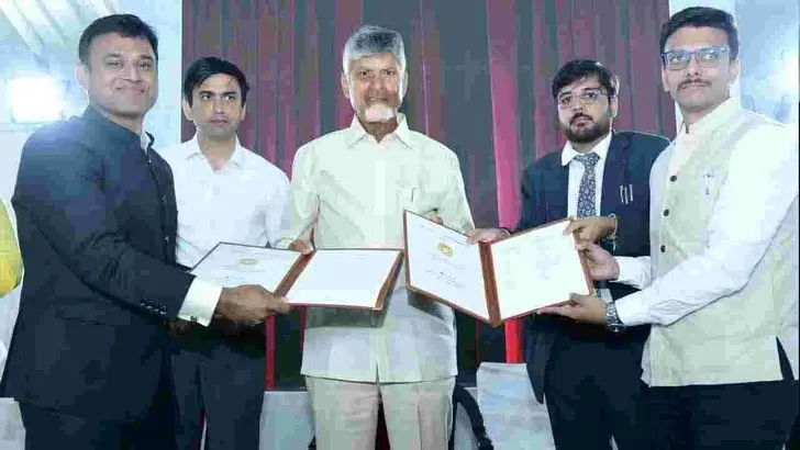 కుప్పంలో పరిశ్రమల ఏర్పాటుకు ఎంఓయూలు చేసుకున్న కంపెనీలు