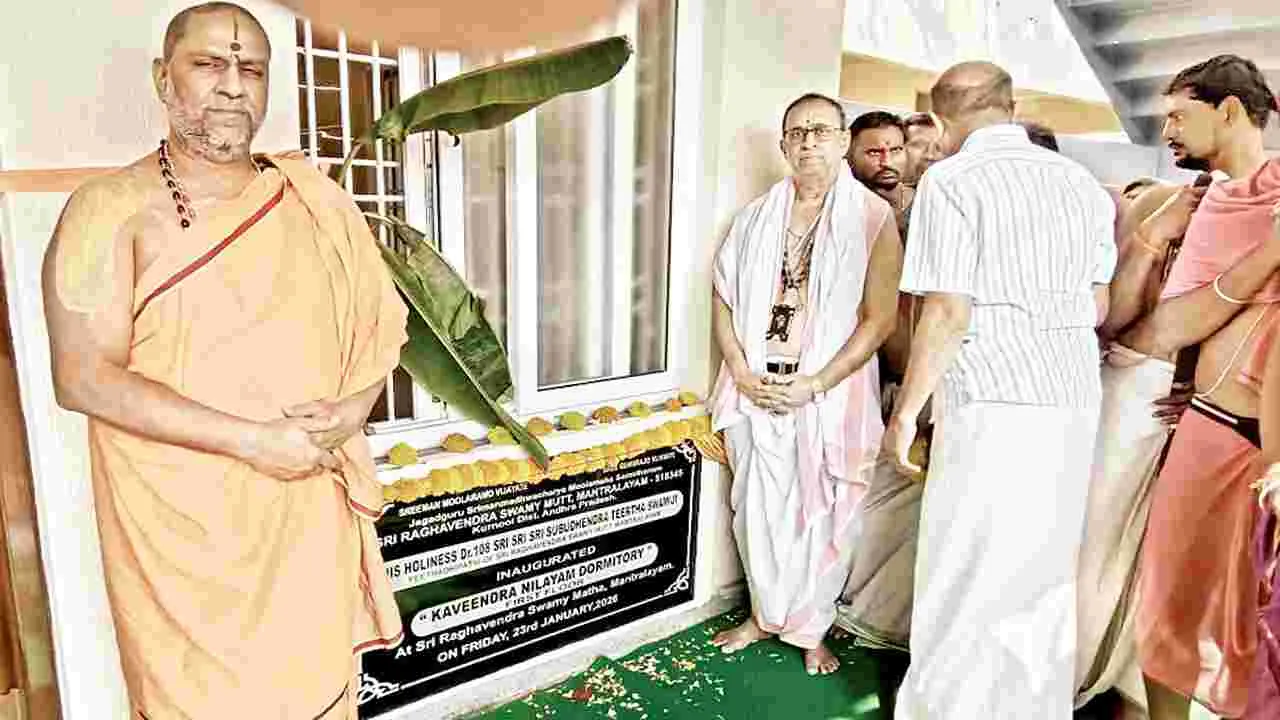 భక్తులకు మెరుగైన సౌకర్యాలు 