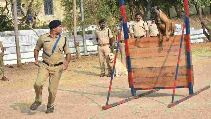  గణతంత్ర దినోత్సవం సందర్భంగా సికింద్రాబాద్‌లో పోలీసుల తనిఖీలు.. రిహార్సల్స్