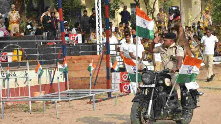  గణతంత్ర దినోత్సవం సందర్భంగా సికింద్రాబాద్‌లో పోలీసుల తనిఖీలు.. రిహార్సల్స్