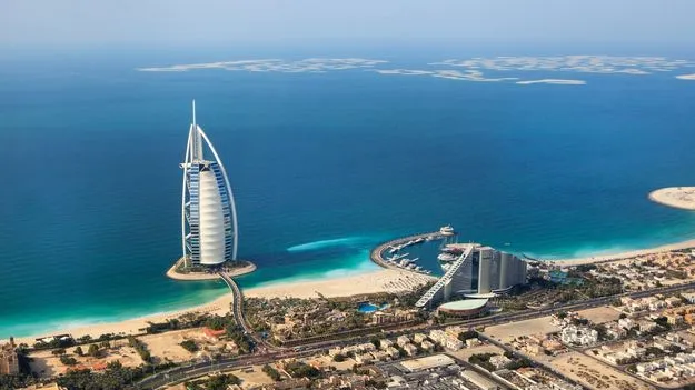 భారతీయ మహిళకు సర్‌ప్రైజ్! రూ.12 లక్షల నగలు దుబాయ్‌‌లో పోయాయనుకుంటే..