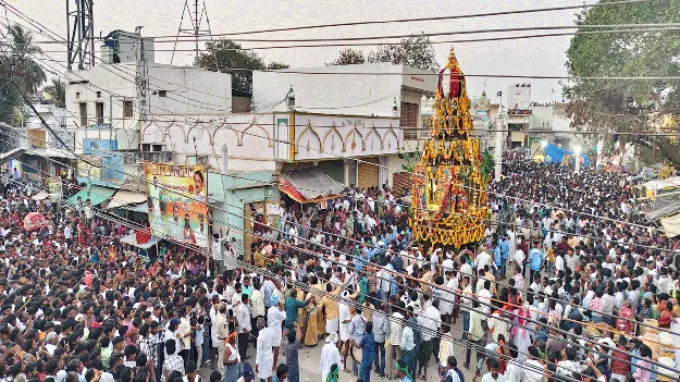 వైభవంగా వీరబ్రహ్మేంద్రుడి రథోత్సవం