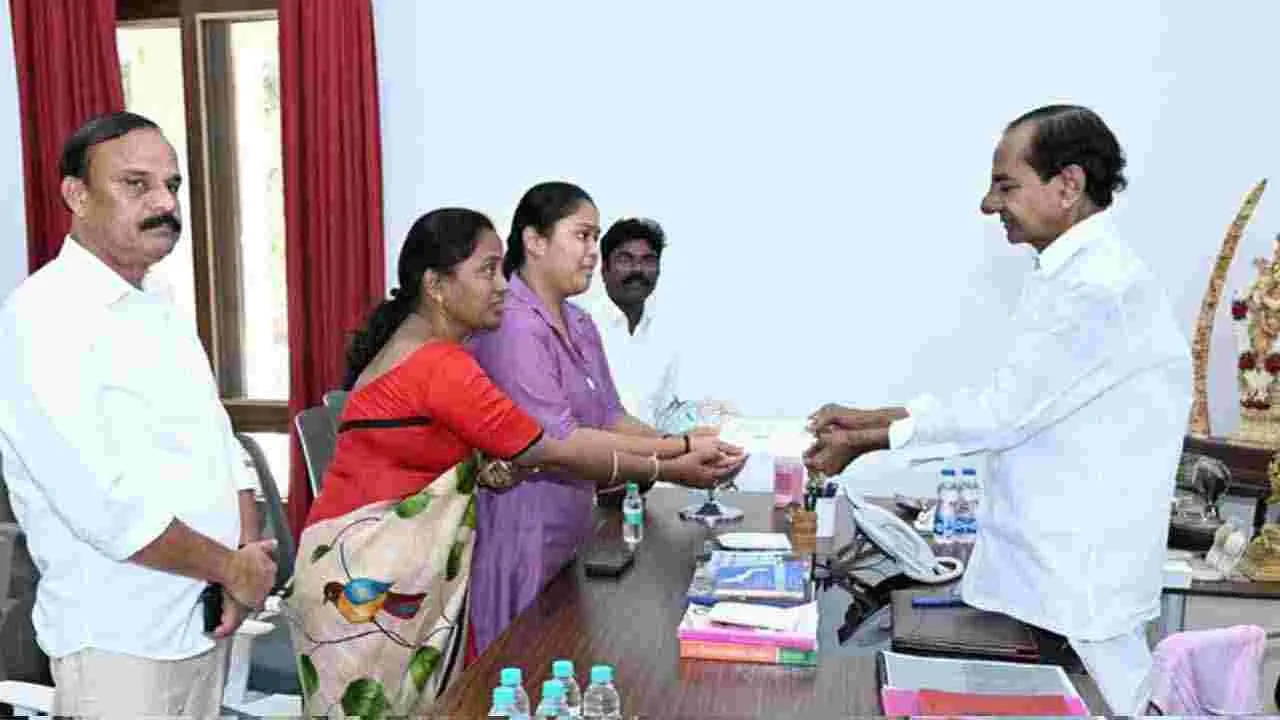 మాజీ సీఎం కేసీఆర్ ఔదార్యం.. ఏం చేశారంటే..