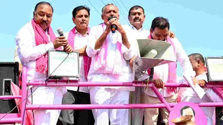 420 హామీలు ఇచ్చి తెలంగాణ ప్రజలను మోసం చేశారు: కాంగ్రెస్ నేతలపై కేటీఆర్ ఫైర్