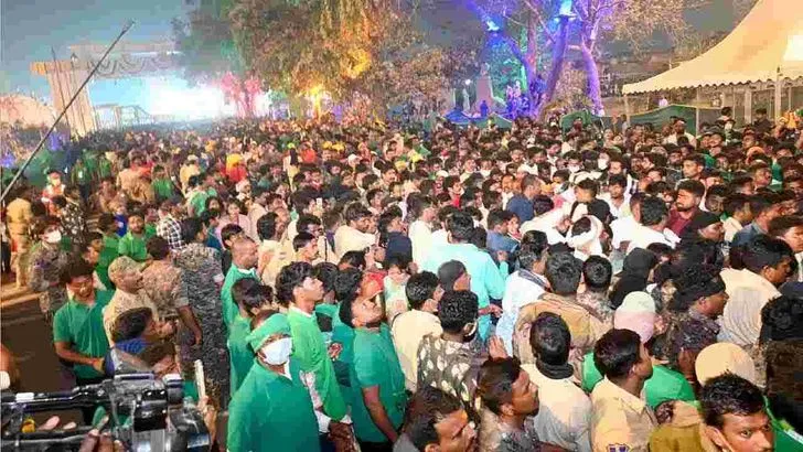 మేడారంలో కీలకఘట్టం ఆవిష్కృతం..