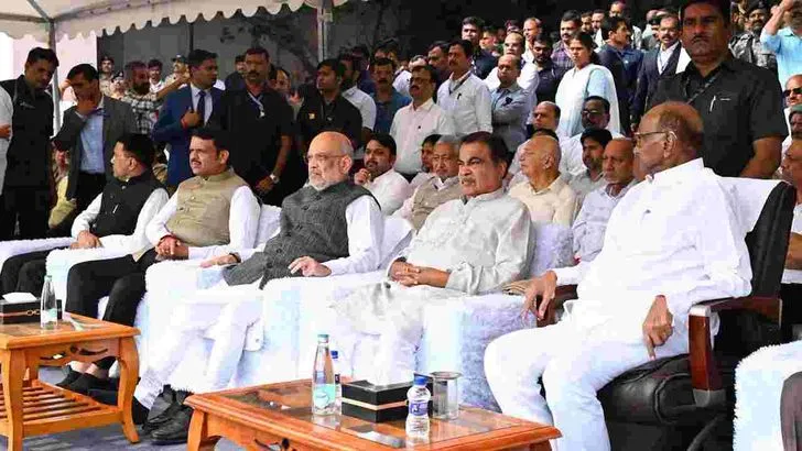 అజిత్ పవార్ అంత్యక్రియలకు హాజరైన మంత్రి నారా లోకేశ్