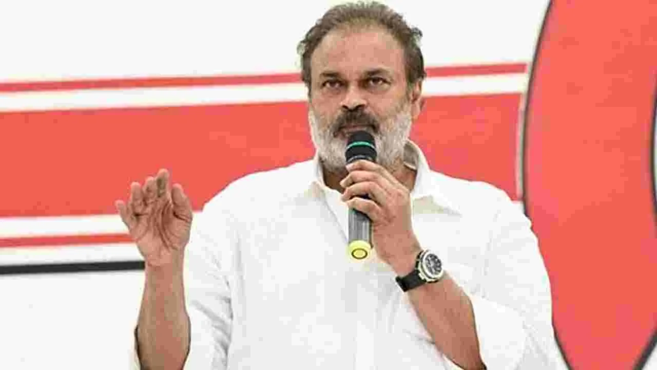 జగన్‌కు సూటి ప్రశ్నలు వేసిన నాగబాబు..