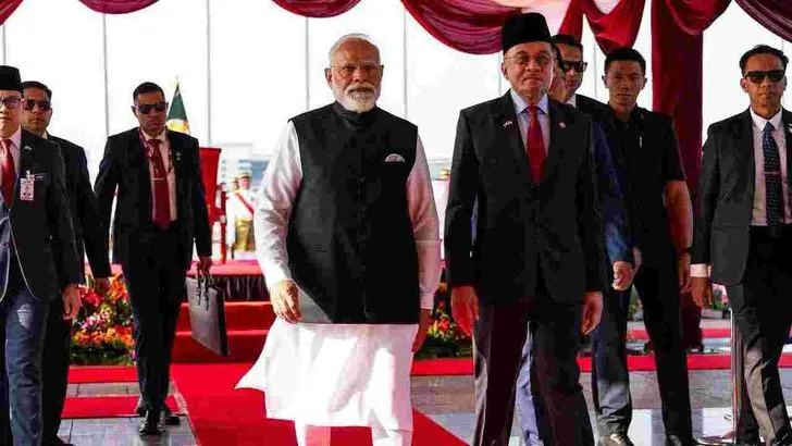 మలేషియాలో ప్రధాని మోదీ విస్తృత పర్యటన