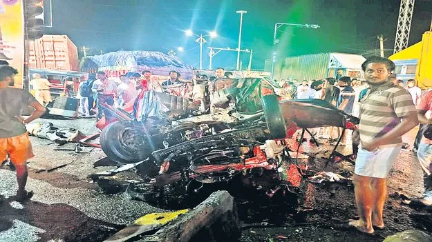 రక్తమోడుతున్న జాతీయ రహదారి