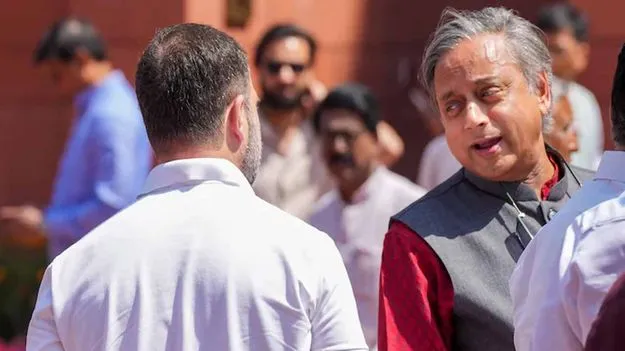 రాహుల్‌కు ఆ అవకాశం ఎప్పుడూ రాలేదు.. శశిథరూర్