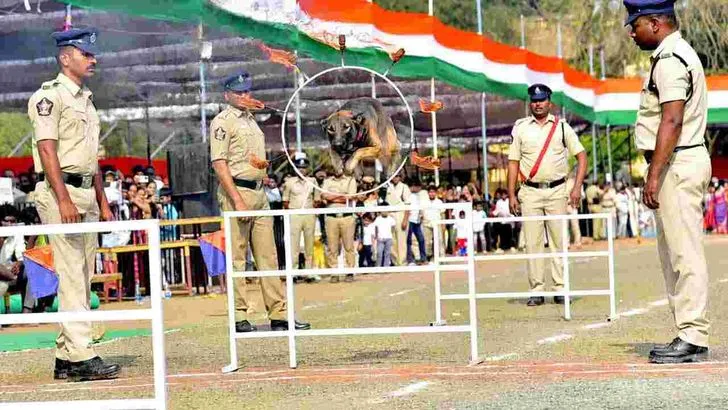 రాజమహేంద్రవరంలో ఘనంగా గణతంత్ర దినోత్సవ వేడుకలు