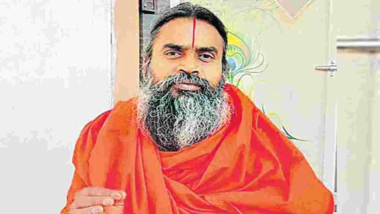 లవ్ జిహాద్ టైపులో.. లడ్డూ జిహాద్ జరిగిందేమో.. శ్రీనివాసానంద సరస్వతి సంచలన వ్యాఖ్యలు