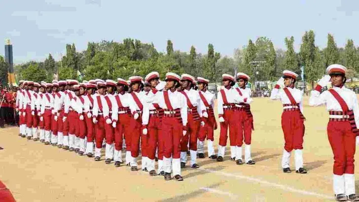 సికింద్రాబాద్ పరేడ్ గ్రౌండ్‌లో గణతంత్ర వేడుకలు.. హాజరైన గవర్నర్