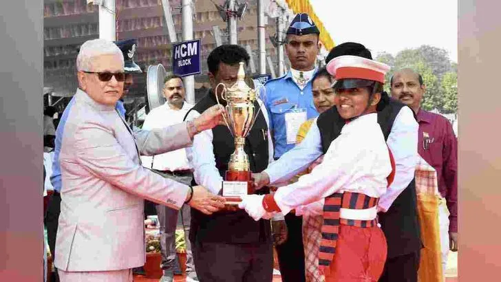 సికింద్రాబాద్ పరేడ్ గ్రౌండ్‌లో గణతంత్ర వేడుకలు.. హాజరైన గవర్నర్