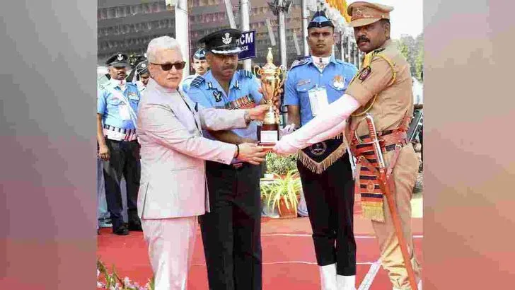 సికింద్రాబాద్ పరేడ్ గ్రౌండ్‌లో గణతంత్ర వేడుకలు.. హాజరైన గవర్నర్