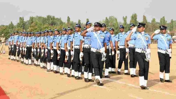 సికింద్రాబాద్ పరేడ్ గ్రౌండ్‌లో గణతంత్ర వేడుకలు.. హాజరైన గవర్నర్