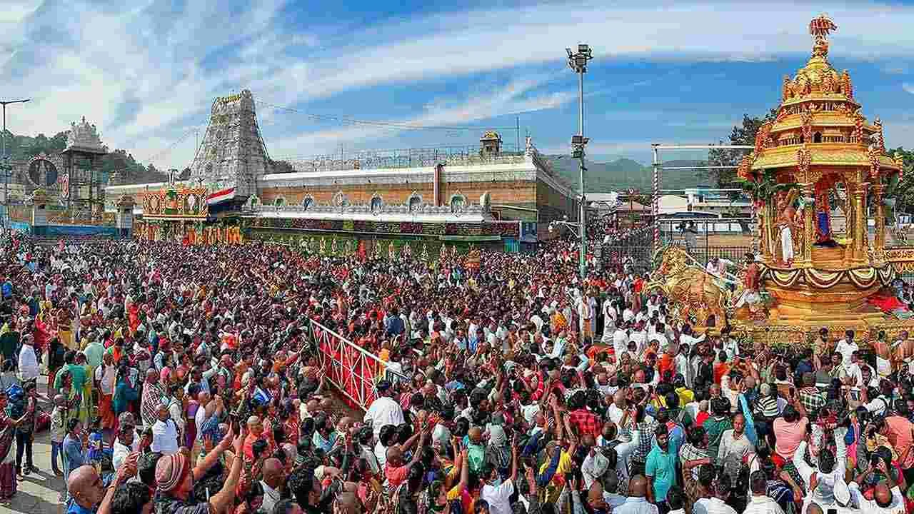 టీటీడీ లడ్డూ వ్యవహారం.. హిందూ ధార్మిక సంఘాల నిరసన..
