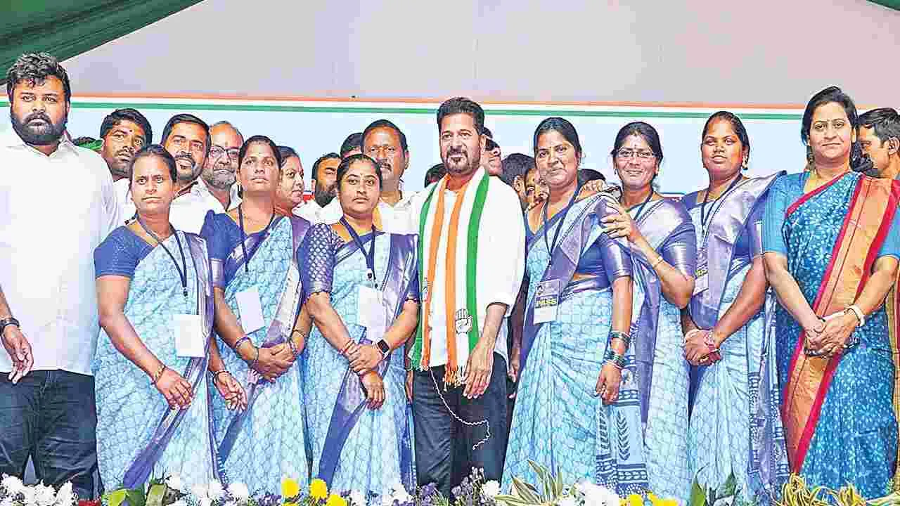 కేసీఆర్‌ దొంగ పాస్‌పోర్టుల చరిత్ర.. చెరిపేస్తే చెరిగేదా?