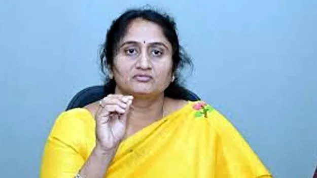 బీసీ బిడ్డలు ఉన్నత ఉద్యోగాల్లో ఉండాలి