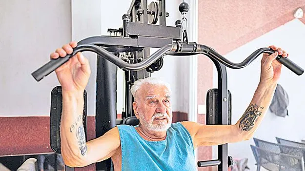 Seniors Health Issues: కండలున్నా.. సత్తువ సున్నా