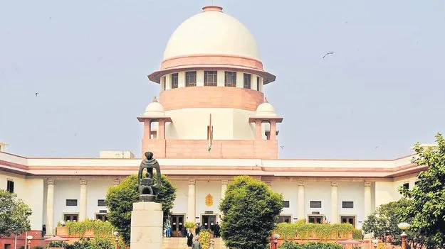 వర్సిటీ ప్రాంగణాల్లో పరిస్థితులు దారుణం: సుప్రీం