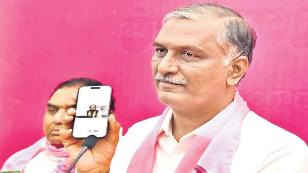 Harish Rao: బీఆర్‌ఎస్‌ ప్రాజెక్టులకు కాంగ్రెస్‌ స్టిక్కర్లా?