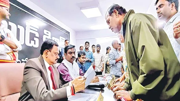 రాష్ట్రవ్యాప్తంగా లీగల్‌ ఎయిడ్‌ క్లినిక్‌ల ఏర్పాటు