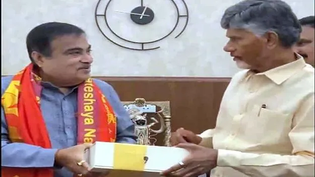 గడ్కరీజీ.. మీ సహకారానికి ధన్యవాదాలు: సీఎం 