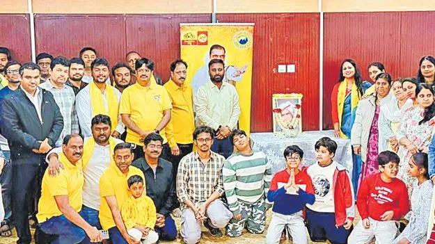 Gulf TDP Leaders: గల్ఫ్‌ దేశాల్లో ఎన్టీఆర్‌కు ఘనంగా నివాళి 