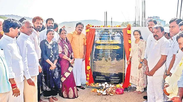 రూ.2.10 కోట్లతో కొత్తచెరువులో ఇండోర్‌ స్టేడియం 