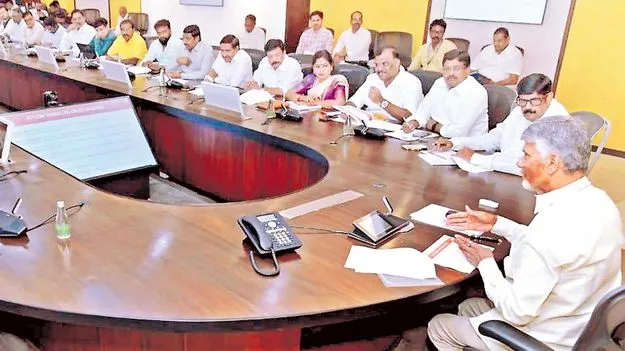 సీఎంతో ఆర్టీఐ కమిషనర్ల భేటీ