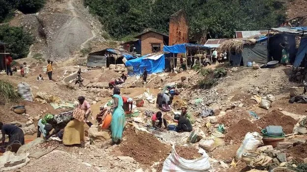 గనిపై కొండచరియలు పడి కాంగోలో 227 మంది కార్మికుల మృతి