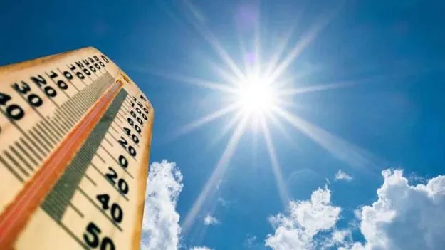 పెరుగుతున్న ఎండలు.. నందిగామలో 33.6 డిగ్రీలు