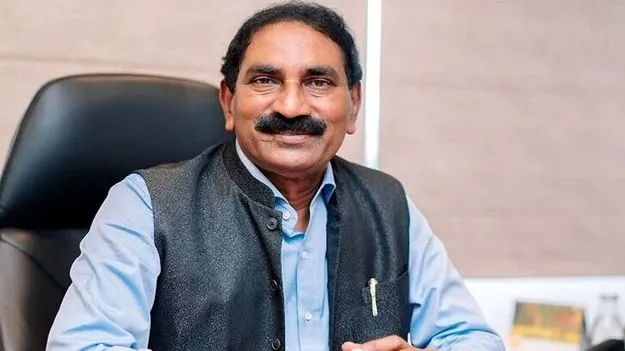 రాష్ట్ర గౌరవాన్ని దెబ్బతీస్తున్న వైసీపీ: ఎంపీ బీద