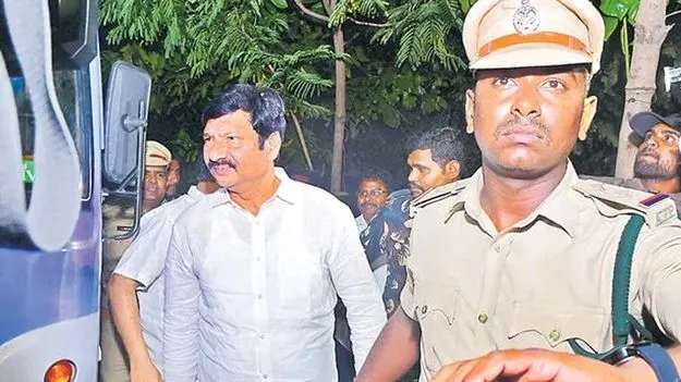 జోగి నేరచరితుడు