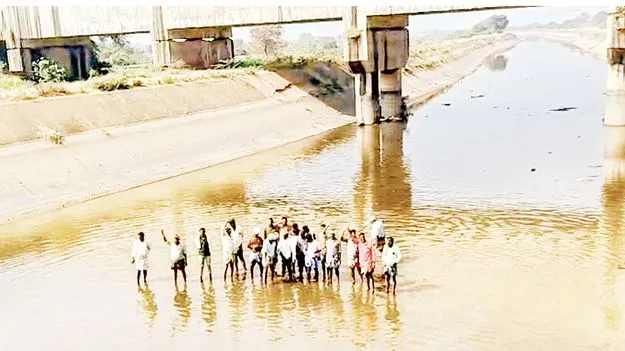 కేసీకి నీటిని విడుదల చేయాలి 