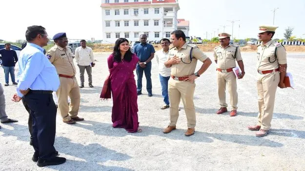 గణతంత్ర వేడుకలకు అన్ని ఏర్పాట్లు చేయాలి