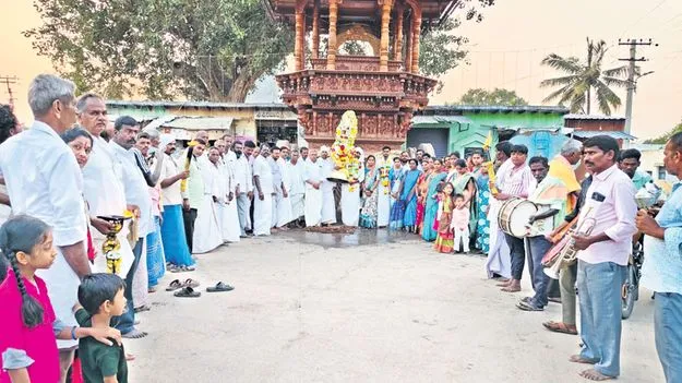 బ్రహ్మోత్సవాలకు శ్రీకారం 
