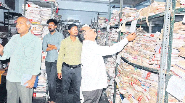 వేగంగా రికార్డుల విభజన