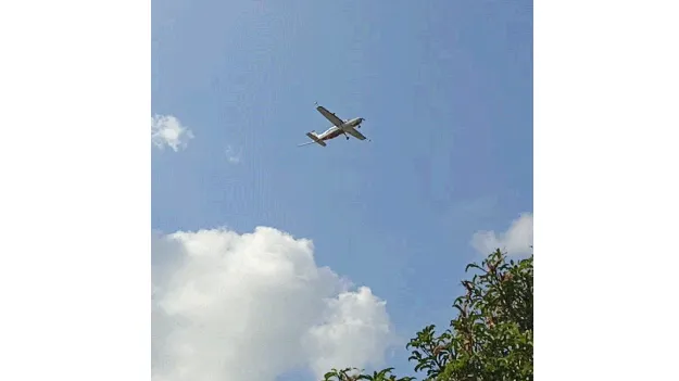 చార్టెడ్‌ ఫ్లైట్‌ చక్కర్లు