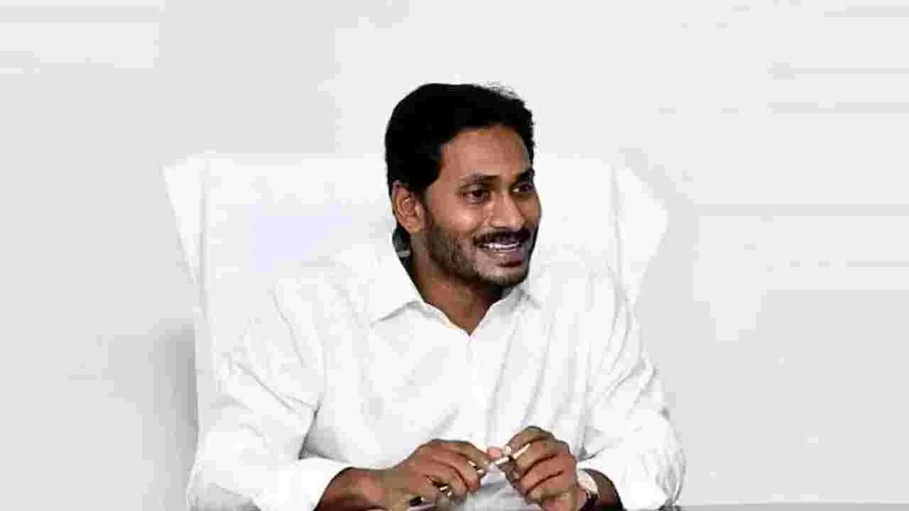 అనుమతి లేకున్నా.. గుంటూరుకు జగన్.. భారీగా ట్రాఫిక్ జామ్..