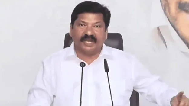 నన్ను చంపాలని ప్రయత్నించారు: మాజీ మంత్రి జోగి రమేశ్ కోడలు..