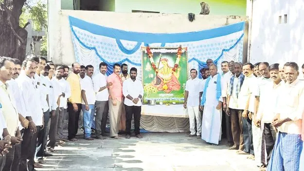  ఘనంగా త్యాగరాజస్వామి ఆరాధన 