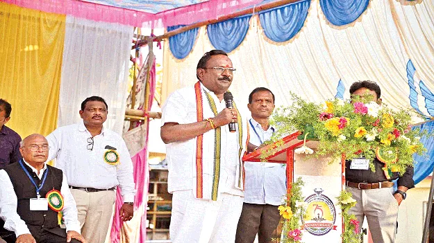 Diamond Jubilee వజ్రోత్సవ సందడి 