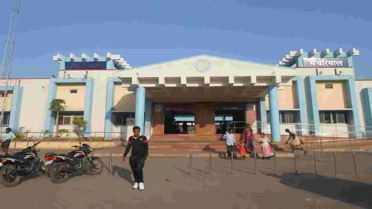 జాతర రైళ్లేవి..?