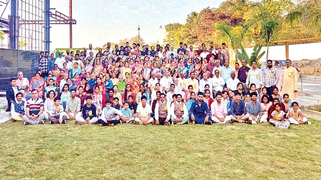   Emotional Bond మూడు తరాల ఆత్మీయ కలయిక