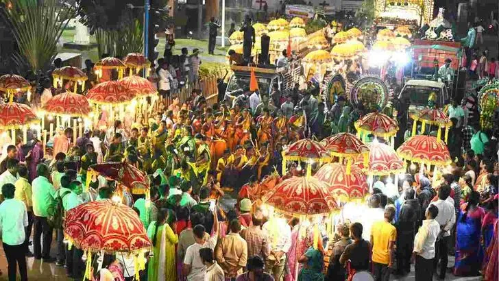 వైభవంగా జడల రామలింగేశ్వర స్వామి నగరోత్సవం