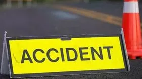 Suryapet Road Accident: పల్టీలు కొట్టిన కారు.. ఇద్దరు టీచర్లు మృతి