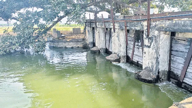 ఏబీసీలో పరిమితికి మించి నీరు విడుదల