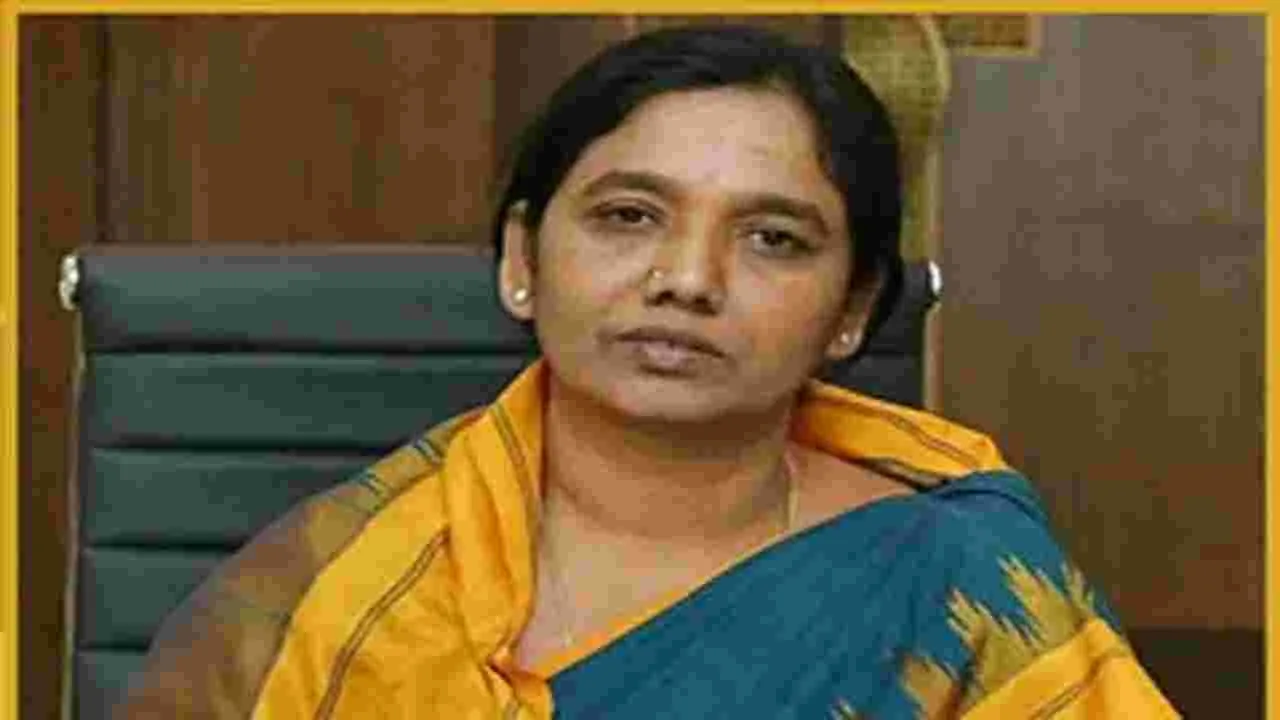 సీమ ప్రాజెక్టులపై మాట్లాడే అర్హత వైసీపీకి లేదు